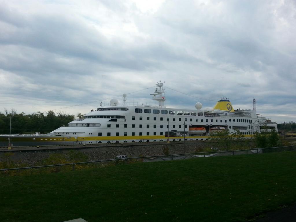 The Inn At Lock Seven Thorold Exterior foto